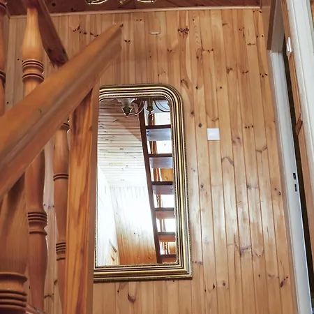 Half Of A Home, Huge Garden, Pond Ferienhaus