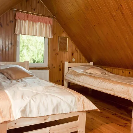 Half Of A Home, Huge Garden, Pond Ferienhaus Szymbark (Pomerania)