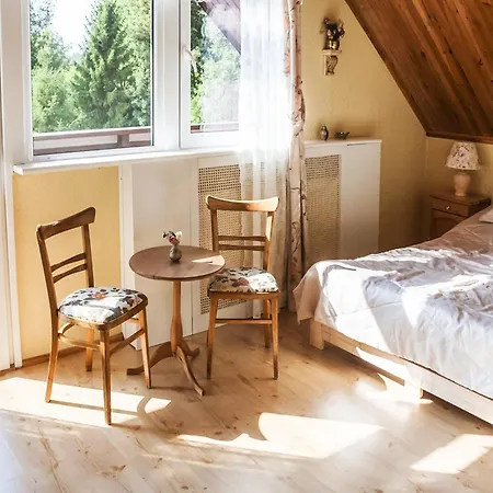 Ferienhaus Half Of A Home, Huge Garden, Pond