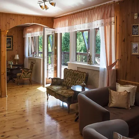 Half Of A Home, Huge Garden, Pond *