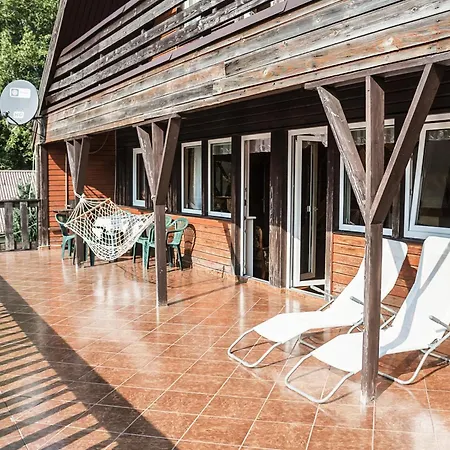 Holiday home Half Of A Home, Huge Garden, Pond *