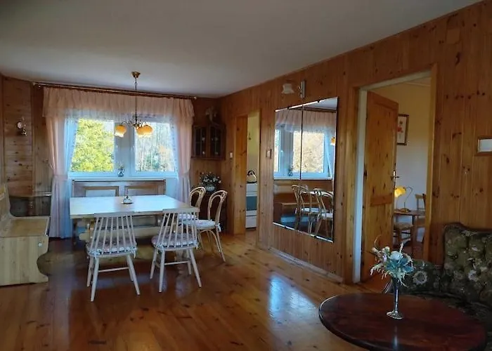 度假居 Half Of A Home, Huge Garden, Pond