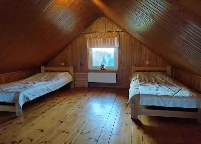 Half Of A Home, Huge Garden, Pond * 兹姆巴克