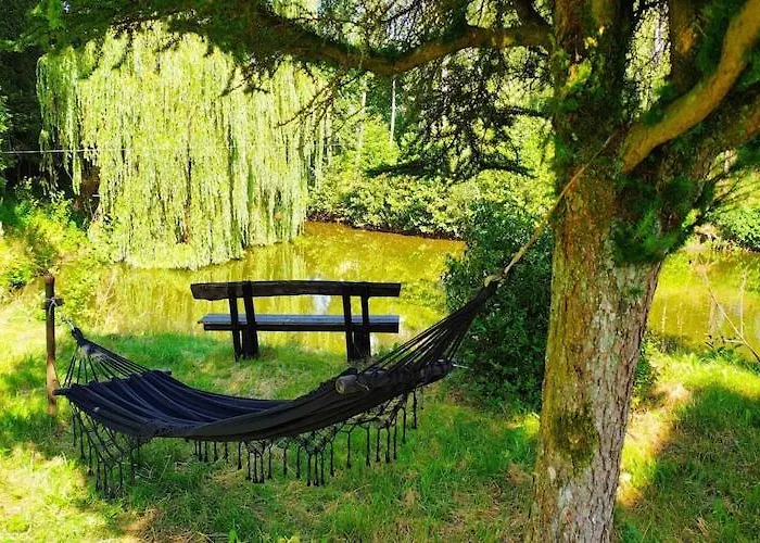 度假居 Half Of A Home, Huge Garden, Pond